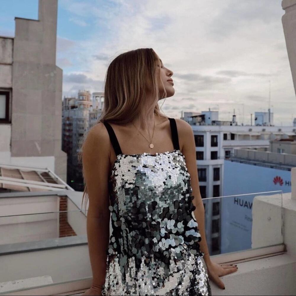 ZARA BLOGGER FAVORITE SEQUIN MINI DRESS SILVER - Picture 5 of 14